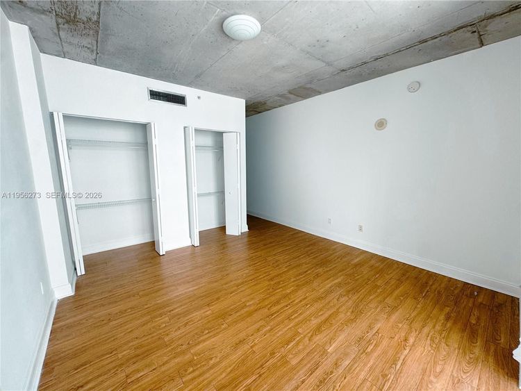 Neo Vertika #2122 image #12