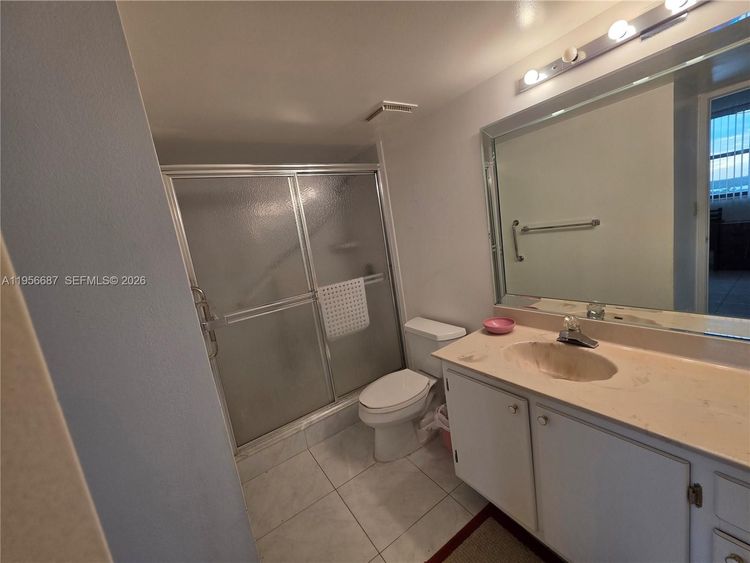 Winston Towers #1503 image #6