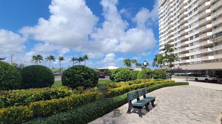 The Hemispheres #ME image #16