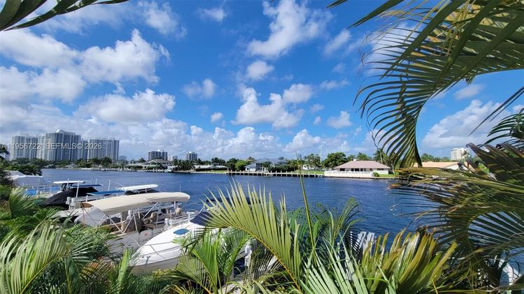 The Hemispheres #ME image #18