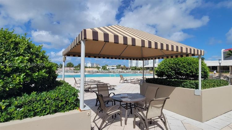 The Hemispheres #ME image #21