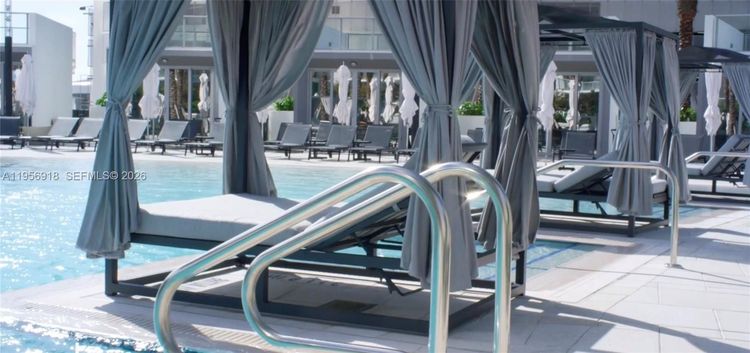 Paramount Miami Worldcenter #2401 image #23