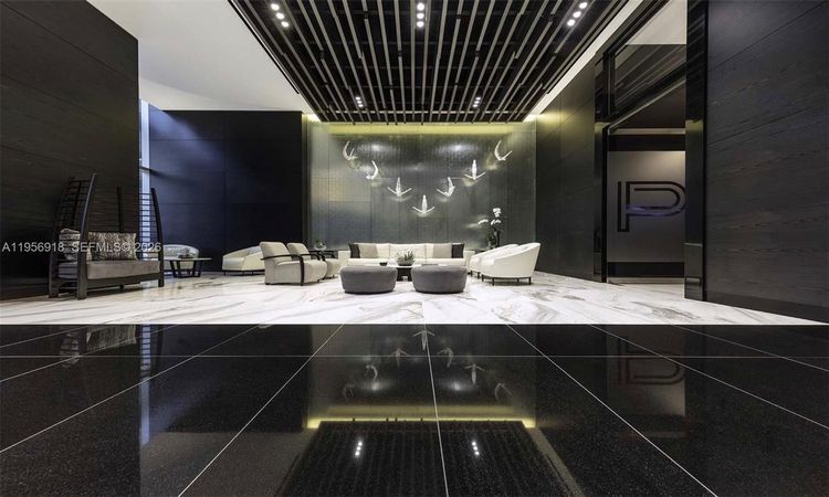 Paramount Miami Worldcenter #2401 image #25