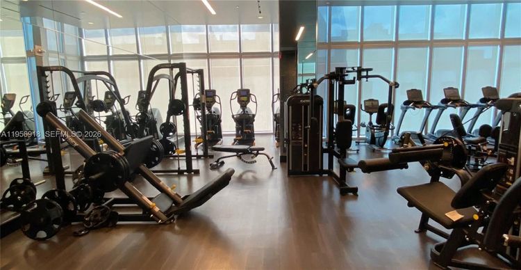 Paramount Miami Worldcenter #2401 image #27