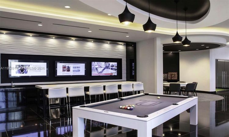 Paramount Miami Worldcenter #2401 image #30