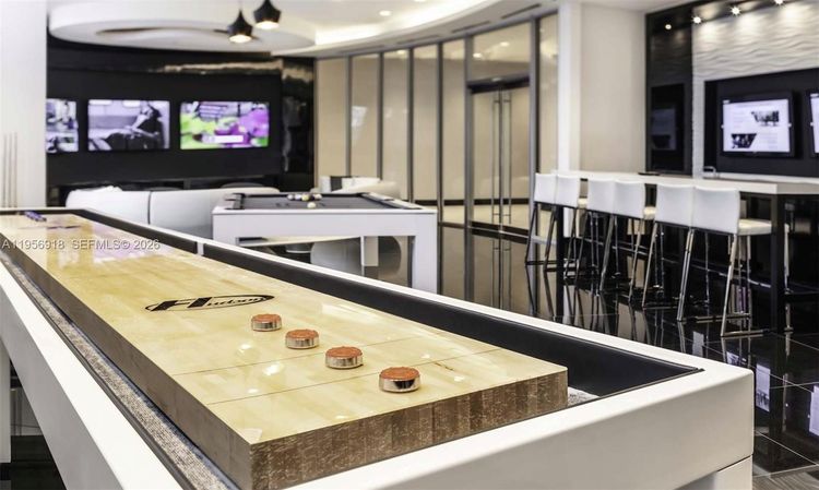 Paramount Miami Worldcenter #2401 image #31