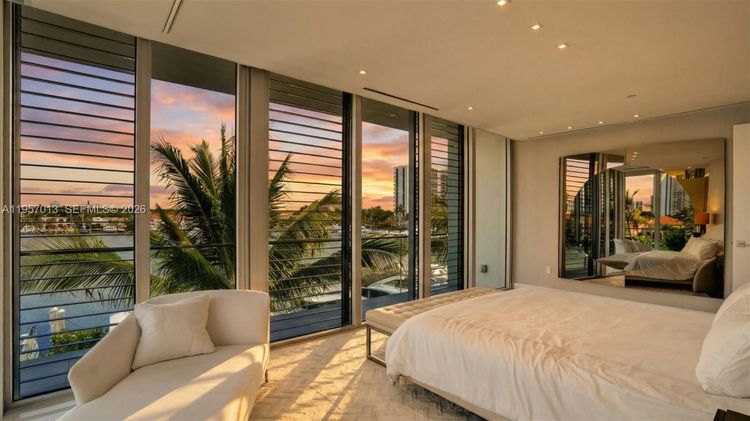 Vida at the Point #TH1 image #76