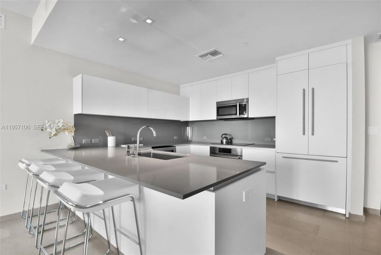 Rise Brickell City Centre #3503 image #34