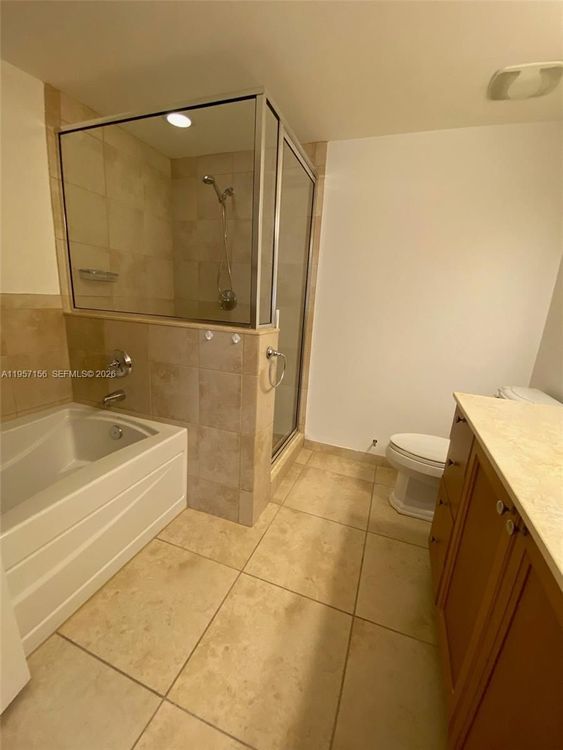 55 Merrick #552 image #27