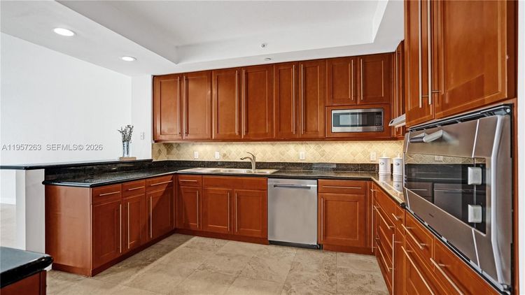 Hamptons South #1808 image #22