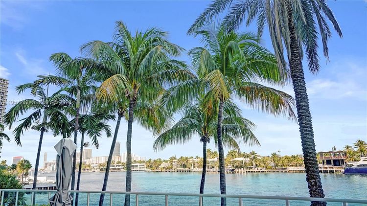 Hamptons South #1808 image #54