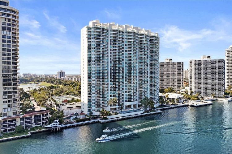 Hamptons South #1808 image #76