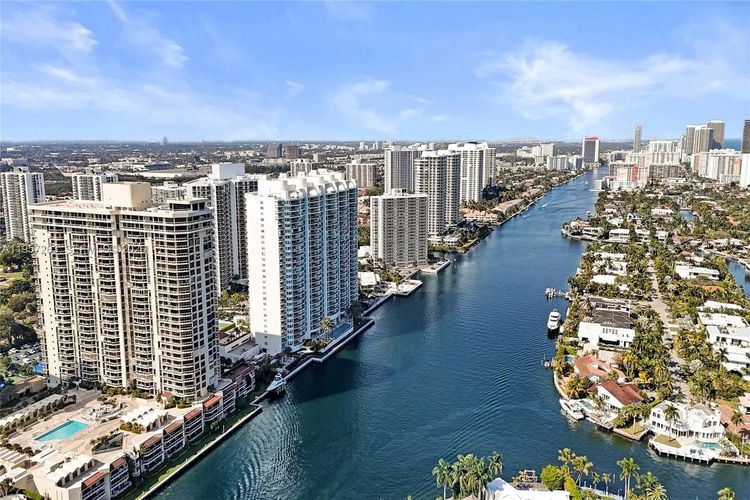 Hamptons South #1808 image #77