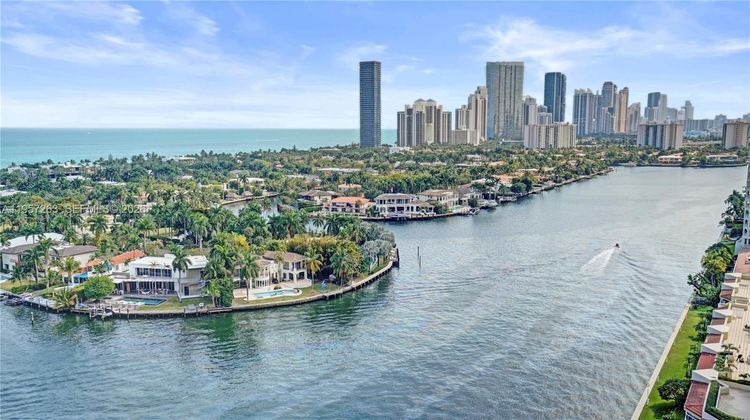 Hamptons South #1808 image #83