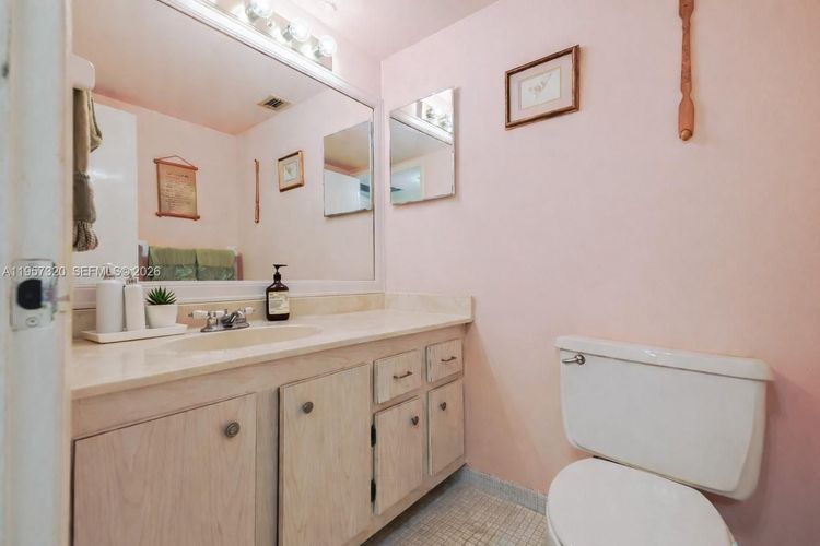 Hallmark of Hollywood #409 image #10