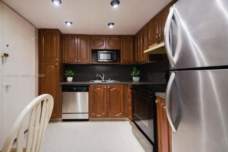 Hallmark of Hollywood #409 image #16