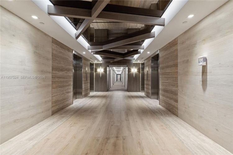 Roney Palace #1234 image #16