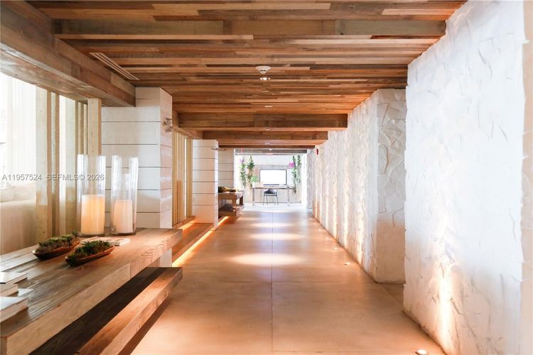 Roney Palace #1234 image #30