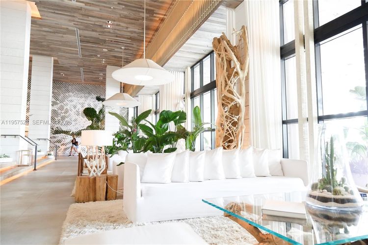 Roney Palace #1234 image #31