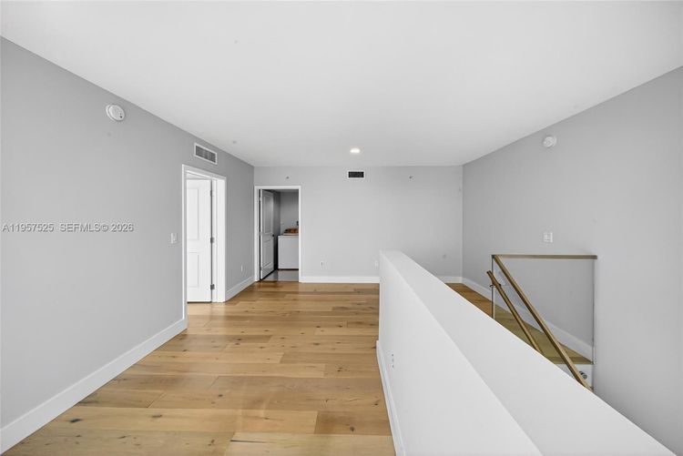 400 Sunny Isles #102 image #16