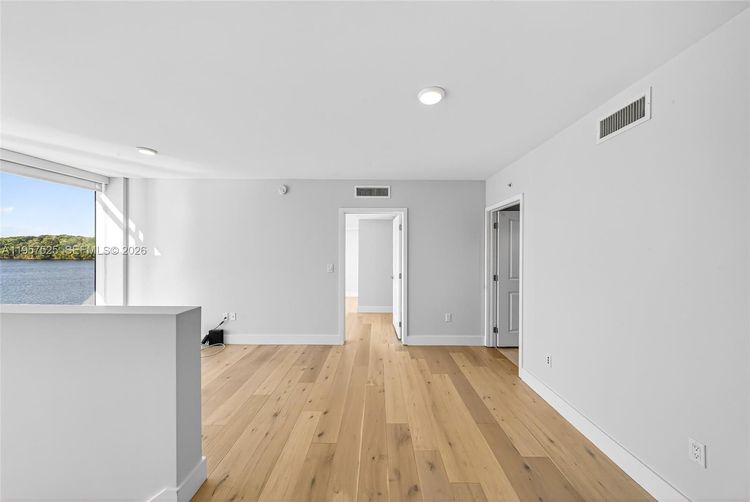 400 Sunny Isles #102 image #18