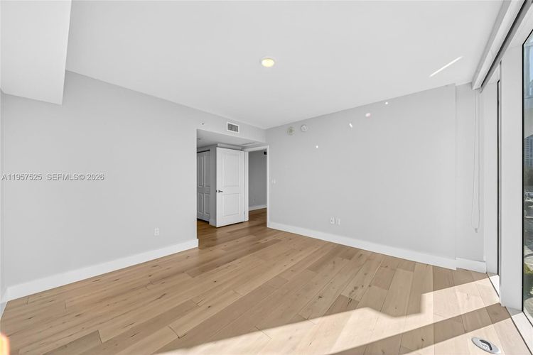 400 Sunny Isles #102 image #21