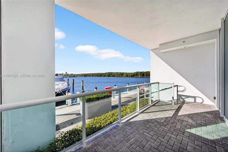 400 Sunny Isles #102 image #34