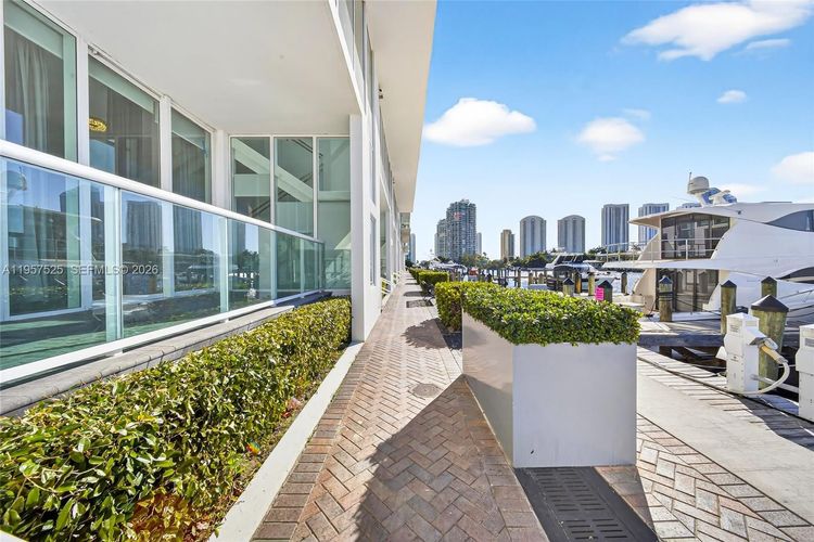 400 Sunny Isles #102 image #37