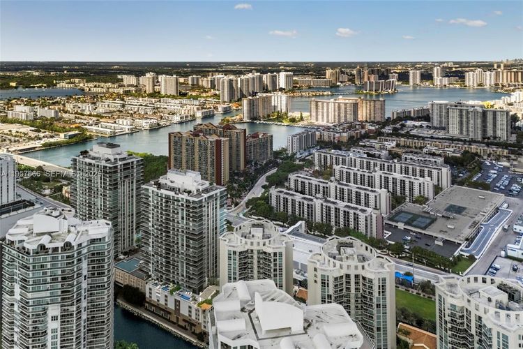 Parque Towers #4-2202 image #33