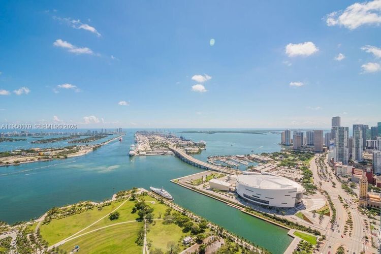 Marquis #5401 image #14