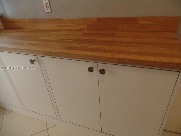 Aquasol #8F image #8