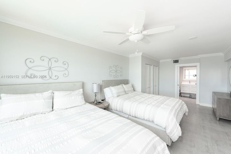 Yacht Club at Portofino #1102 image #11