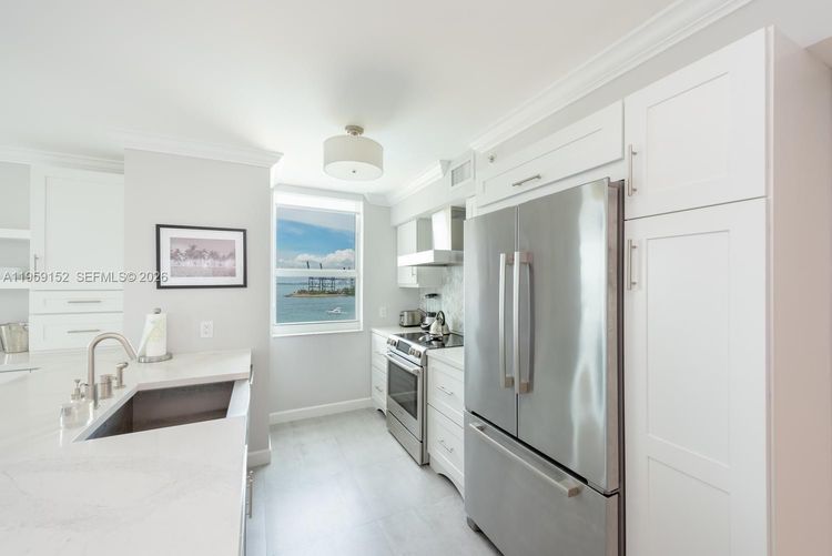 Yacht Club at Portofino #1102 image #14