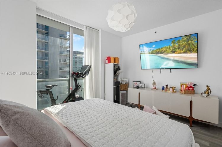 Axis #UPH4019- image #11