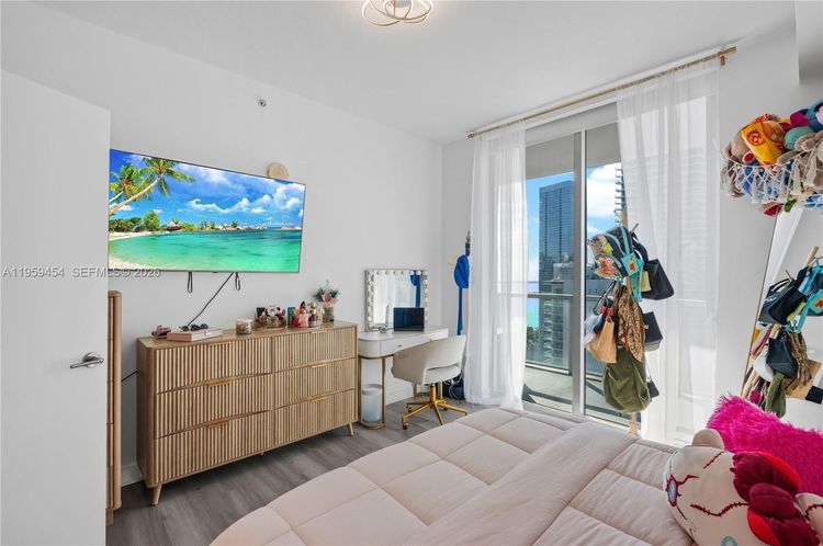 Axis #UPH4019- image #15