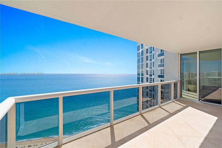 Ocean Three #3307 image #20