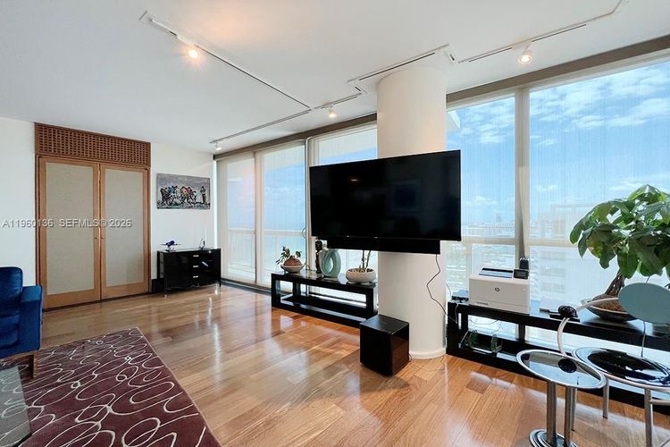 Setai #2506 image #6