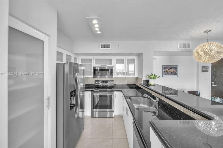 Yacht Club at Portofino #2604 image #10