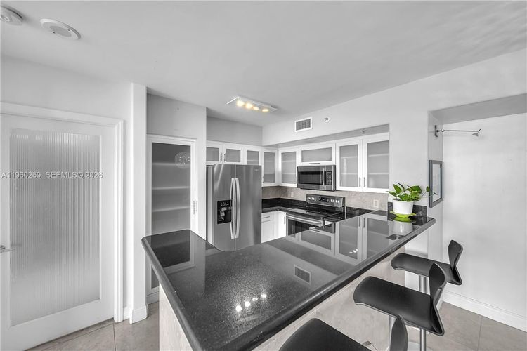 Yacht Club at Portofino #2604 image #9