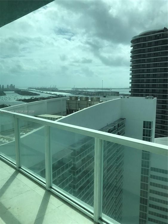 Quantum on the Bay #4307 image #9