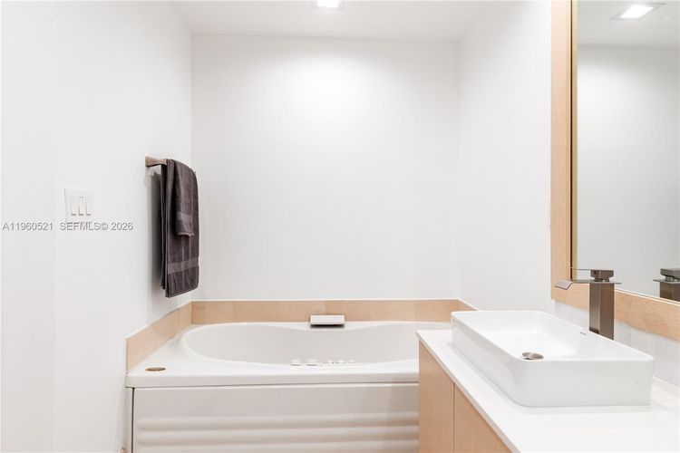 Portofino Tower #907 image #56