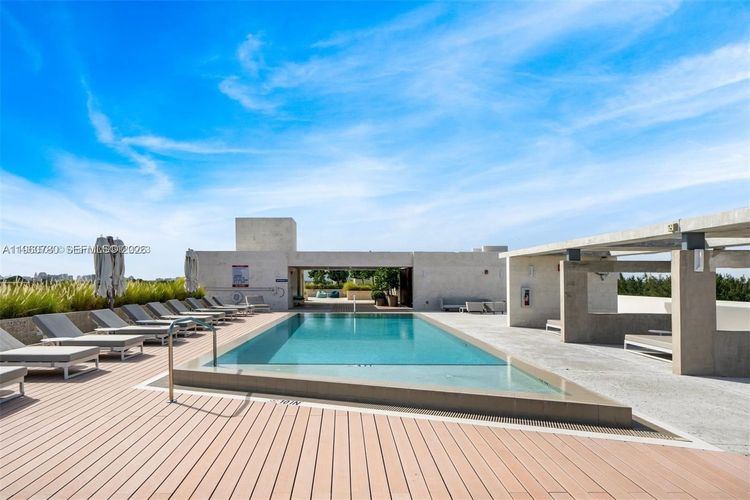 The Fairchild #605 image #14