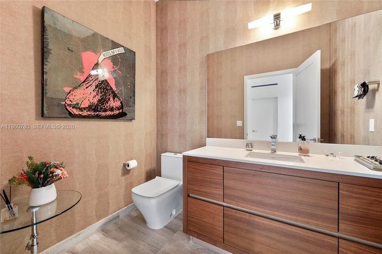 The Fairchild #605 image #23