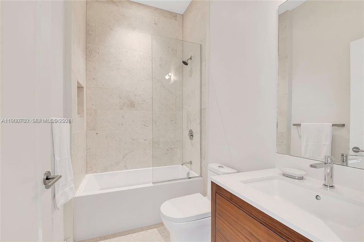 The Fairchild #605 image #25