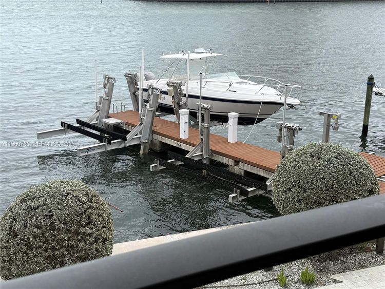 The Fairchild #605 image #33