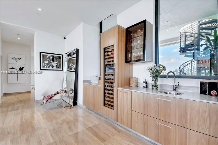 The Fairchild #605 image #8