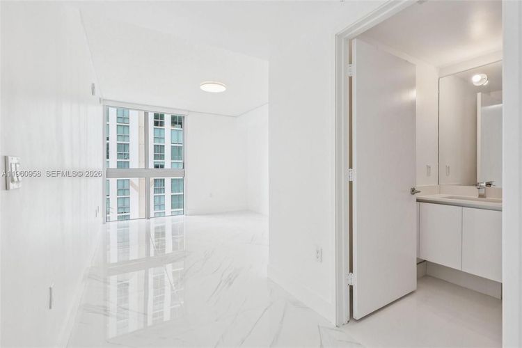 Parque Towers #5-907 image #36