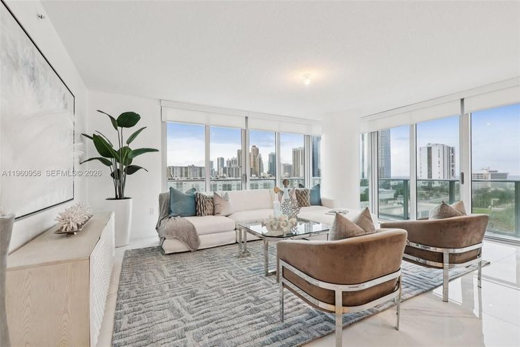 Parque Towers #5-907 image #8