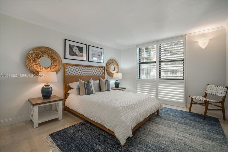 Towers of Key Biscayne #C406 image #17