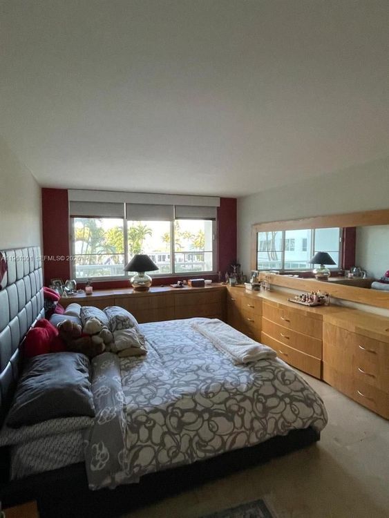 Carriage Club North #212 image #11